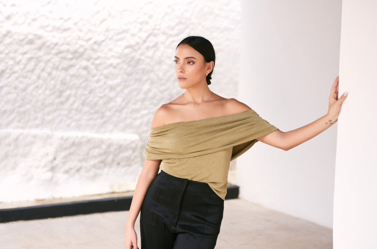 VERA TOP IN OLIVE